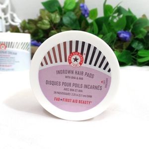 Ingrown Hair Pads with BHA & AHA - First Aid Beauty (FAB)